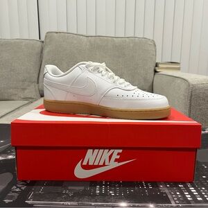 Nike Court Vision Low White Gum Leather Sneaker Low Top CD5463-105 Men's